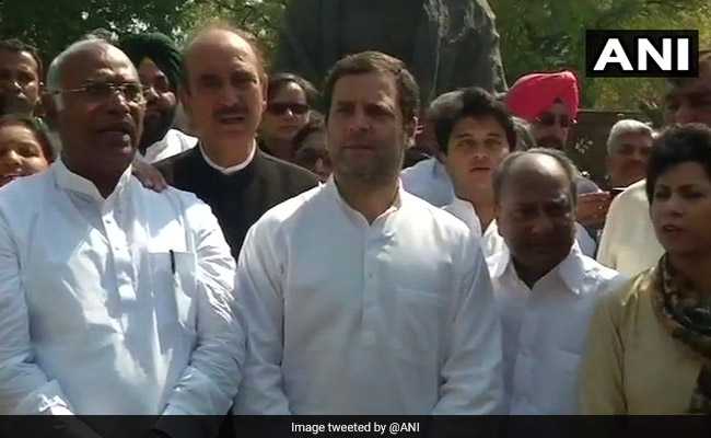 Rahul Gandhi Asks JD(S) To Come Clean On Its BJP Support