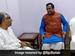 In Unusual Gesture, BJP Leader Goes To Tripura's CPM Office, With Invite