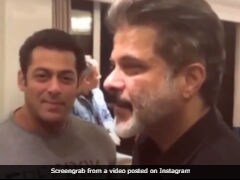 <i>Race 3</i>: Salman Khan's Reaction To Anil Kapoor And Bobby Deol's Bromance Is All Of Us