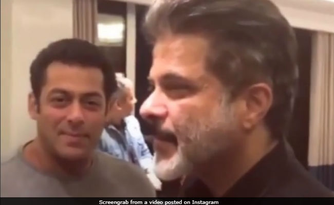 <i>Race 3</i>: Salman Khan's Reaction To Anil Kapoor And Bobby Deol's Bromance Is All Of Us