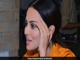 The Secret Behind Sana Khan's Glowing Skin: A Natural, Green Smoothie! The Secret Behind Sana Khan's Glowing Skin: A Natural, Green Smoothie!