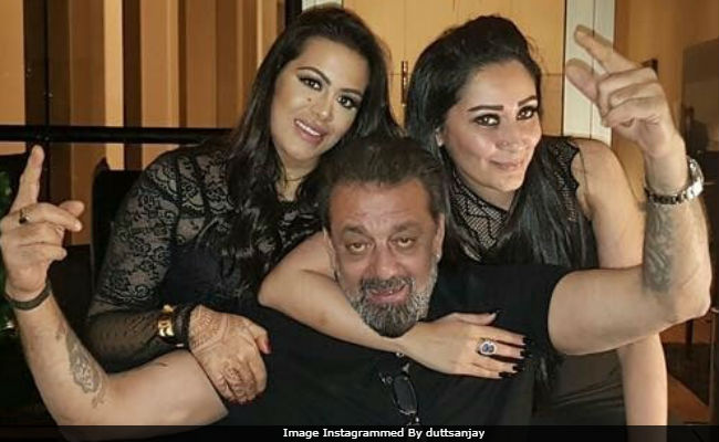'Let Every Day Be Women's Day:' Sanjay Dutt's Post For Wife Maanyata And Daughters Trishala, Iqra