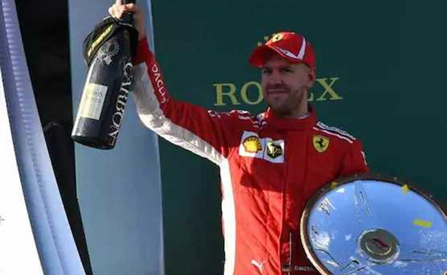 फॉर्मूला-1: सीजन की पहले रेस में अव्वल रहे सेबेस्टियन वेटल, वर्ल्ड चैंपियन हैमिल्टन को दी मात