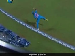 VIDEO: इस भारतीय ने लिया जादुई कैच, ग्राउंड पर हर कोई रह गया हैरान VIDEO: इस भारतीय ने लिया जादुई कैच, ग्राउंड पर हर कोई रह गया हैरान