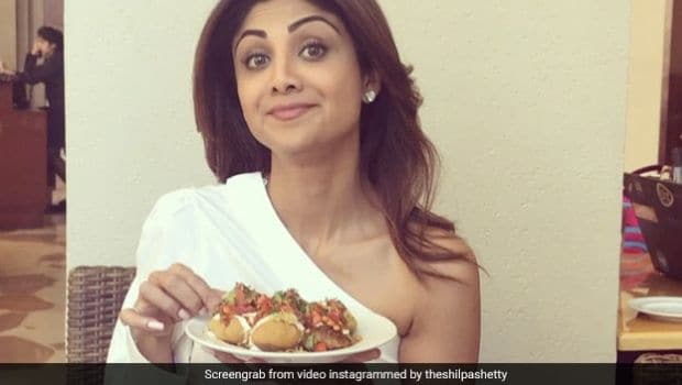 Here's What Went Inside Shilpa Shetty's Super Healthy Pre-Lunch Salad!