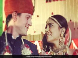 Shriya Saran Wedding Album: 35 साल की उम्र में दुल्हन बनीं 'दृश्यम' गर्ल, फिल्मी अंदाज में पति ने किया प्रपोज; देखें Video Shriya Saran Wedding Album: 35 साल की उम्र में दुल्हन बनीं 'दृश्यम' गर्ल, फिल्मी अंदाज में पति ने किया प्रपोज; देखें Video