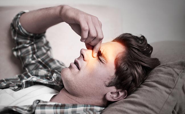 Cause Sinus Headache: इन 4 वजहों से होता है साइनस सिरदर्द, जानें इससे  निपटने के आसान उपाय | These 4 Reasons Cause Sinus Headache, Learn Easy Ways  To Deal With It