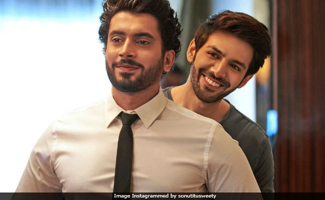 <i>Sonu Ke Titu Ki Sweety</i> Box Office Collection Day 7: Luv Ranjan's Film Continues Its 'Victorious Run'. Earns 41 Crore