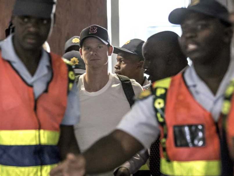 Ball-Tampering Scandal: Fans Jeer Steve Smith At Johannesburg Airport, Call Him Cheat