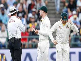 बॉल टैंपरिंग मामले के बाद कप्तानी से हटाए गए स्टीव स्मिथ, डेविड वॉर्नर पर भी गिरी गाज बॉल टैंपरिंग मामले के बाद कप्तानी से हटाए गए स्टीव स्मिथ, डेविड वॉर्नर पर भी गिरी गाज