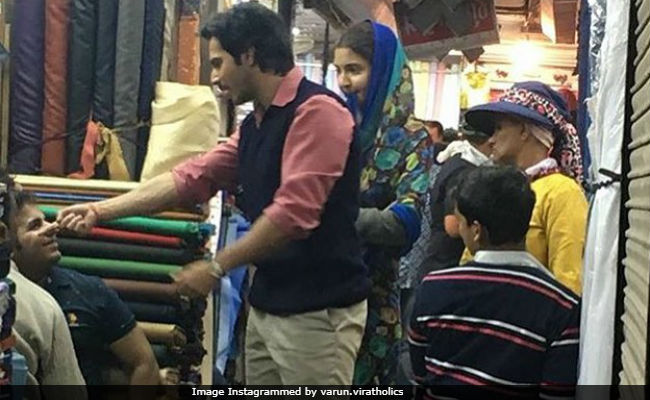 <i>Sui Dhaaga</i>: Anushka Sharma, Varun Dhawan's Current Stop - Delhi