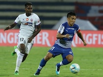 Indian Super League: Sunil Chhetri Hits Hat-Trick As Bengaluru FC Seal Final Spot