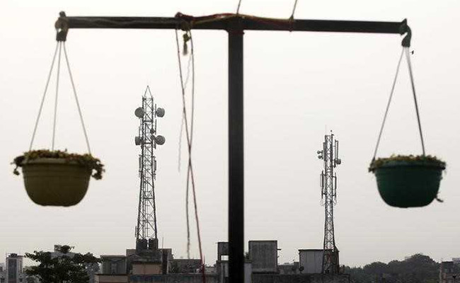 Top Court Allows Centre To Recover Rs. 1.33 Lakh Crore From Telecoms