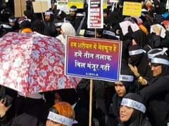 Muslim Women Protest Against Triple Talaq Bill In Mumbai