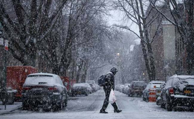 Winter Storm Hits Northeast US, Halting Over 2,000 Flights