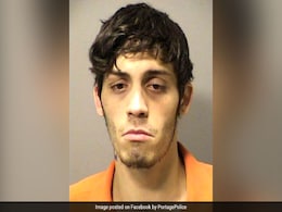 Video: Suspect Escapes Under Closing Jail Garage Door. Barefoot And In Handcuffs Video: Suspect Escapes Under Closing Jail Garage Door. Barefoot And In Handcuffs