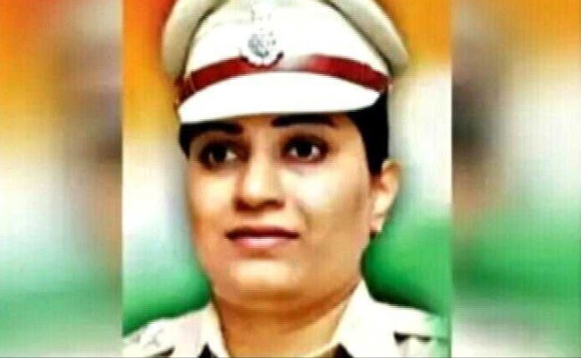 woman inspector ashwini bendre 650