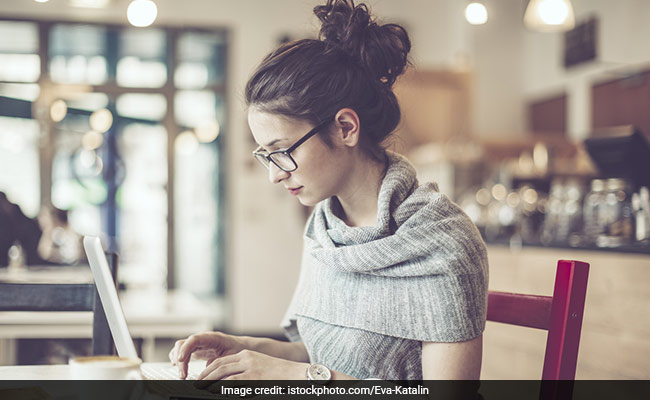 13 घंटे काम और सैलरी सिर्फ 7 घंटे की, ऐसी है इस देश की महिलाओं की हालत