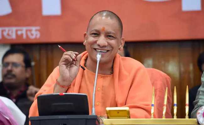 Yogi Adityanath Gives Financial Aid To Shooter Priya Singh