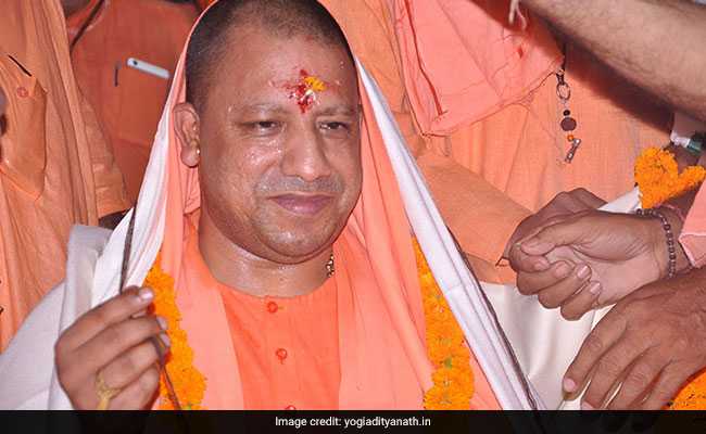 फेसबुक पर सबसे ज्यादा लोकप्रिय हैं यूपी के सीएम योगी आदित्यनाथ