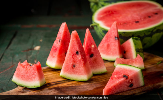 7 Foods To Eat That Have Almost No Calories