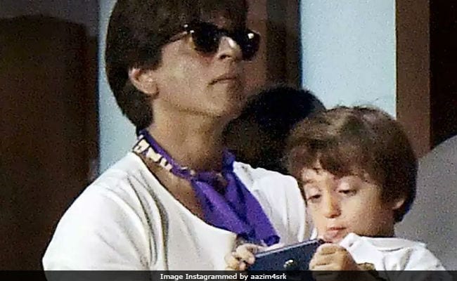 Shah Rukh Khan Wants Son AbRam To 'Play Field Hockey For India'