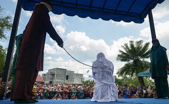 In Indonesia, Couples Whipped For Showing Affection In Public