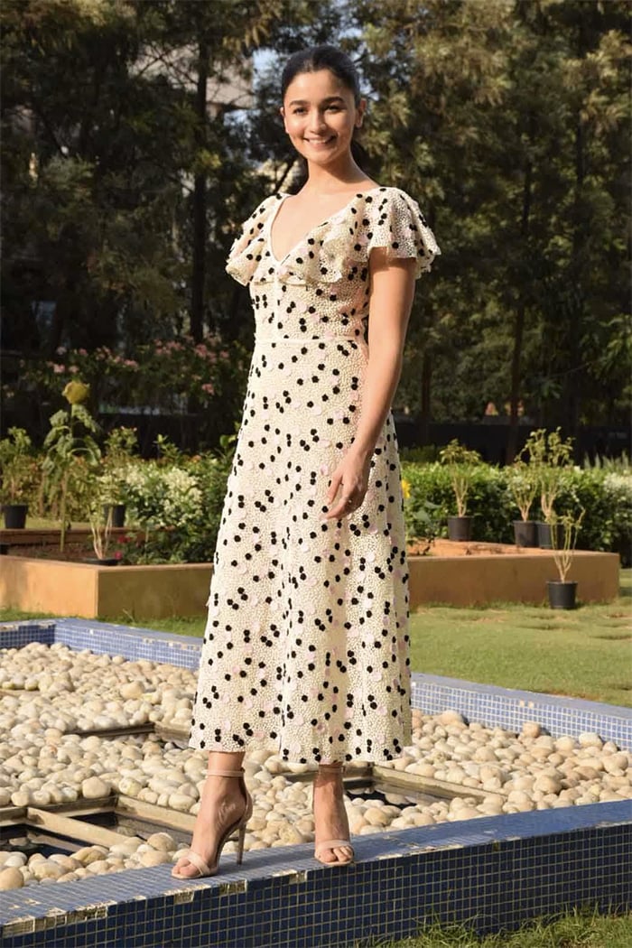 Buy Exclusive Alia Bhatt Trendy Stylish Print Pure Crepe Dress BBT-320/G3  (M) at Amazon.in