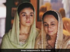 <i>Raazi</i>'s Alia Bhatt To Soni Razdan: 'You're The Best Actor, Mommy.' Aww, Melt