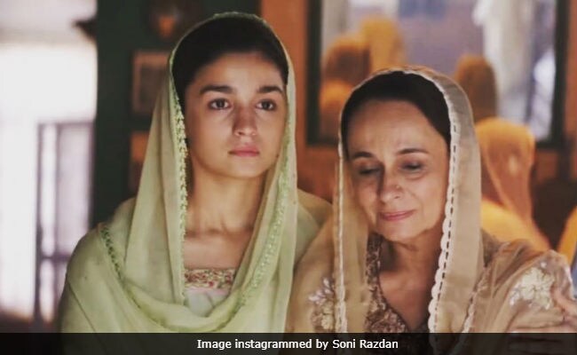 Raazi s Alia Bhatt To Soni Razdan You re The Best Actor Mommy Aww 