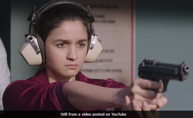 Alia Bhatt's Raazi Trailer Goes Viral; Bollywood 'Proud Of Versatile' Actress