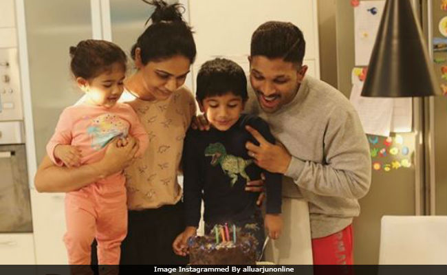 Sneha and Prasanna's cute daughter Aadhyantha's first birthday celebrations  video - Tamil News - IndiaGlitz.com