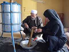 Busy Bees Turn Afghan Schoolgirl Into An Entrepreneur