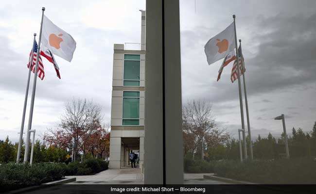 apple headquarters bloomberg