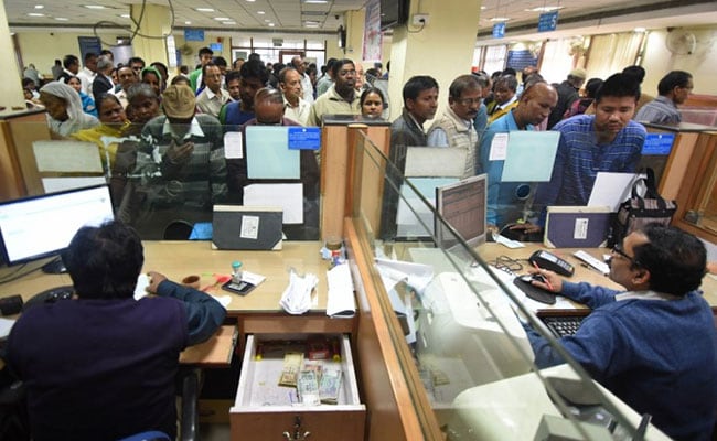 Penalty Charges Levied By Top Banks For Non-Maintenance Of Minimum Balance