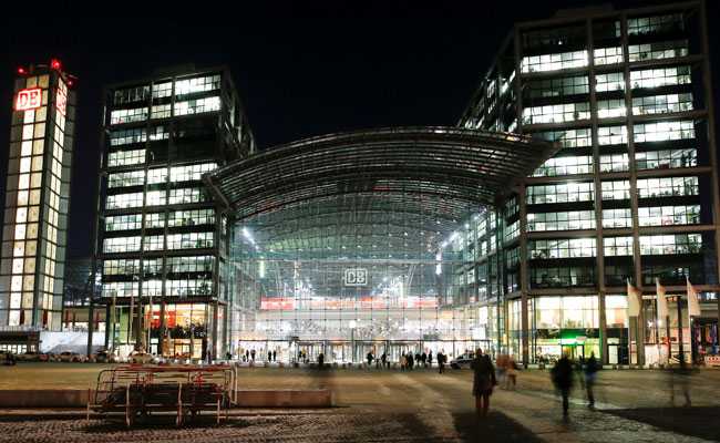 Berlin To Evacuate Central Train Station To Defuse World War 2 Bomb