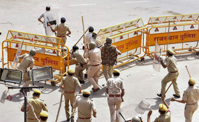 भारत बंद के एक दिन बाद राजस्थान में भड़की हिंसा, भीड़ ने 2 दलित नेताओं के घर में लगाई आग