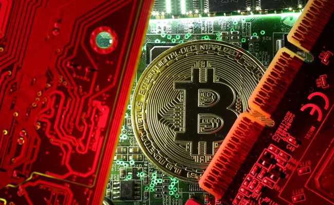 Bengaluru Businessmen Set Up Bitcoin ATM At Mall, Caught