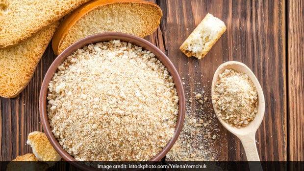 4 Crunchy Treats You Can Make With Bread Crumbs at Home (Recipes Inside)