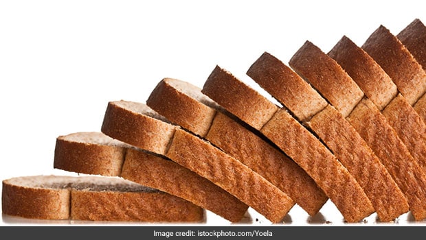 क्या आप भी Bread Heel फेंक देते हैं? क्या हैं इसके फायदे और जानें इस्तेमाल करने के 5 ट्रिक