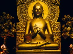 Buddha Purnima के दिन पढ़ें जीवन में शांति और सफलता लाने वाले महात्मा बुद्ध के 10 विचार