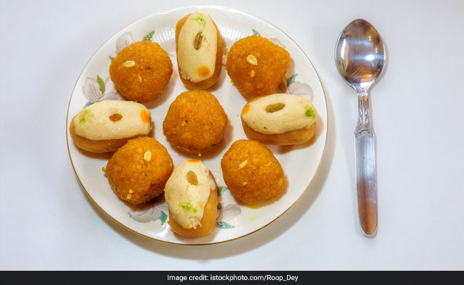 Durga Puja 2018: 5 Bengali Desserts That You MUST Enjoy This Durga Puja