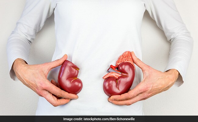 These Daily Habits Silently Damage Kidneys In Women After 40, Doctor Warns