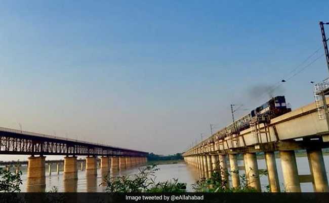 Deciding Against Dismantling, Railways To Hand Over Lord Curzon Bridge To Uttar Pradesh Government For Preservation