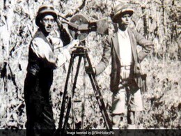 Dadasaheb Phalke की 'राजा हरिश्चन्द्र' रही थी सुपरहिट, लंदन में सीखी फिल्ममेकिंग की बारीकियां, गूगल ने डूडल से किया याद Dadasaheb Phalke की 'राजा हरिश्चन्द्र' रही थी सुपरहिट, लंदन में सीखी फिल्ममेकिंग की बारीकियां, गूगल ने डूडल से किया याद