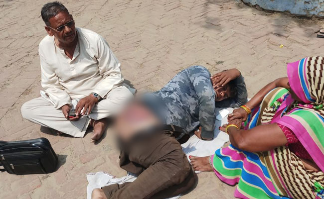 उत्तर प्रदेश: अंबेडकर जयंती पर भी दबी रह गई धरने पर बैठे दलित परिवार की उम्मीदें