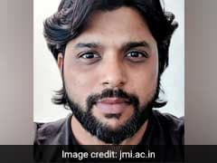 Jamia Millia's AJK-MCRC Alumnus Receives Pulitzer Prize For Photography