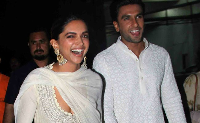 Ranveer Singh: Deepika-Ranveer, twinning in white, head to Italy for wedding  - The Economic Times