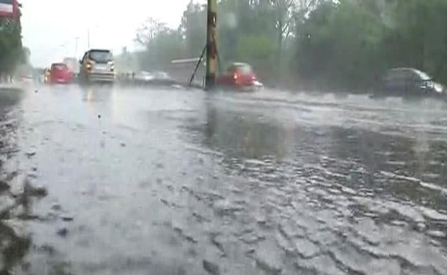 Squall, Dust Storm Followed By Heavy Rain Lash Delhi