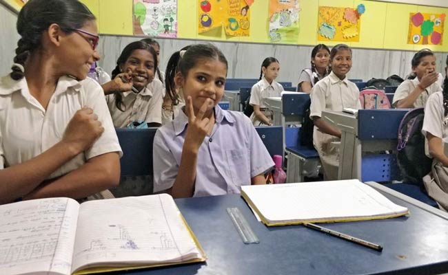 Centre Plans 'Vigyan Jyoti' To Help Girl Students To Opt For STEM Education